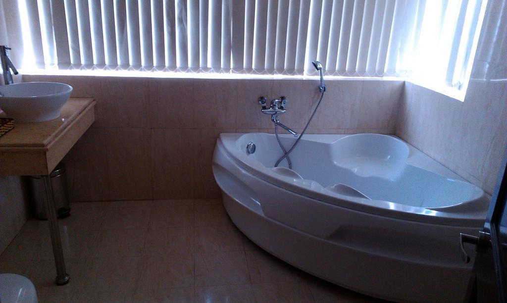 Long Anh Hotel Da Nang Room photo